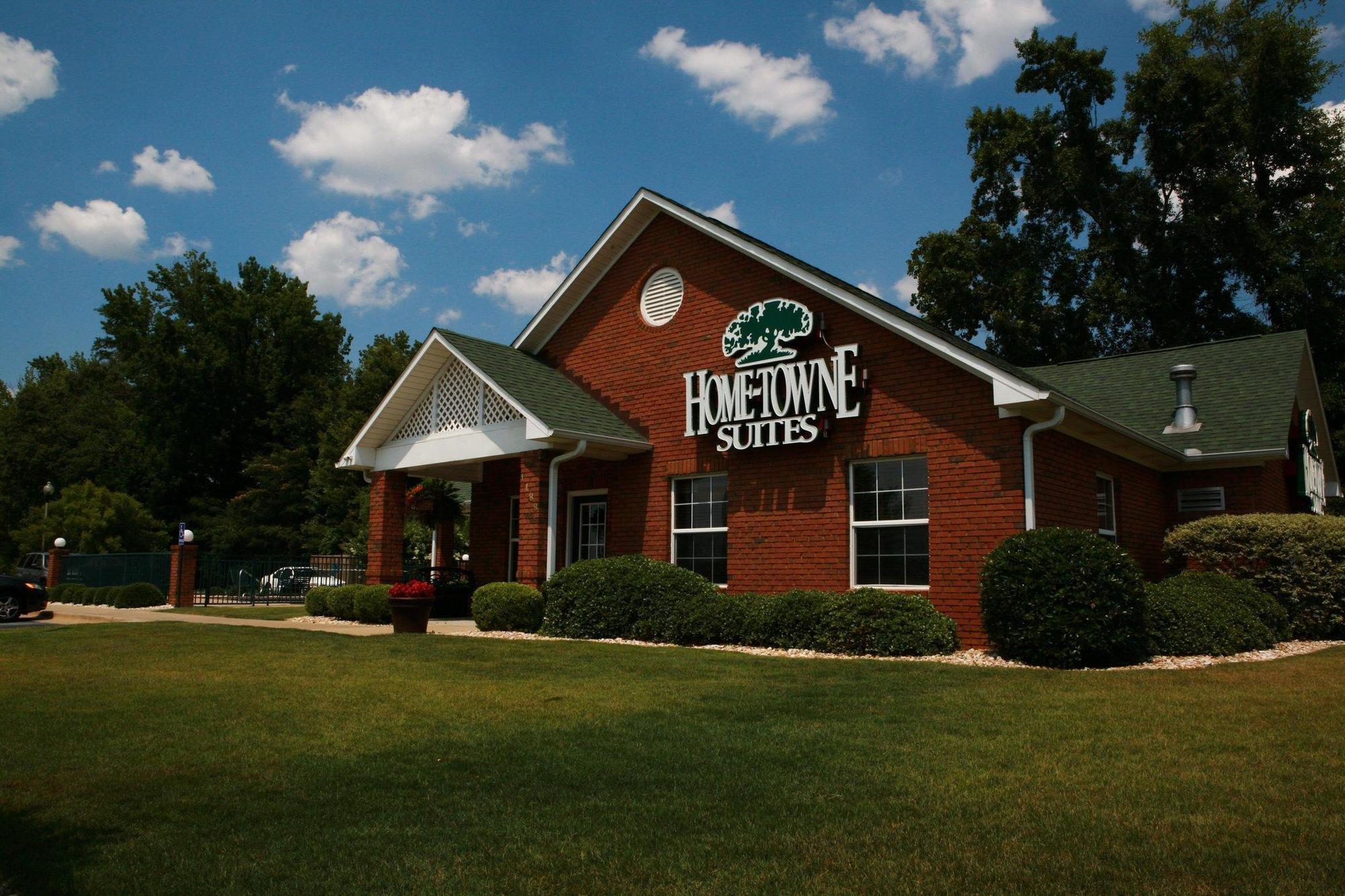 Intown Suites Extended Stay Auburn Al Zewnętrze zdjęcie